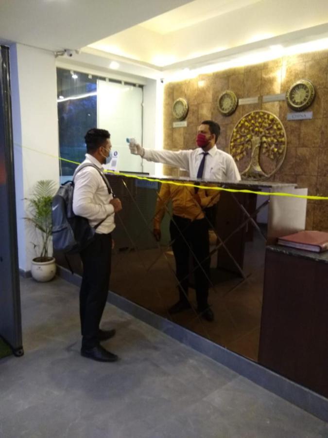 Airport Hotel Tashree New Delhi Eksteriør bilde
