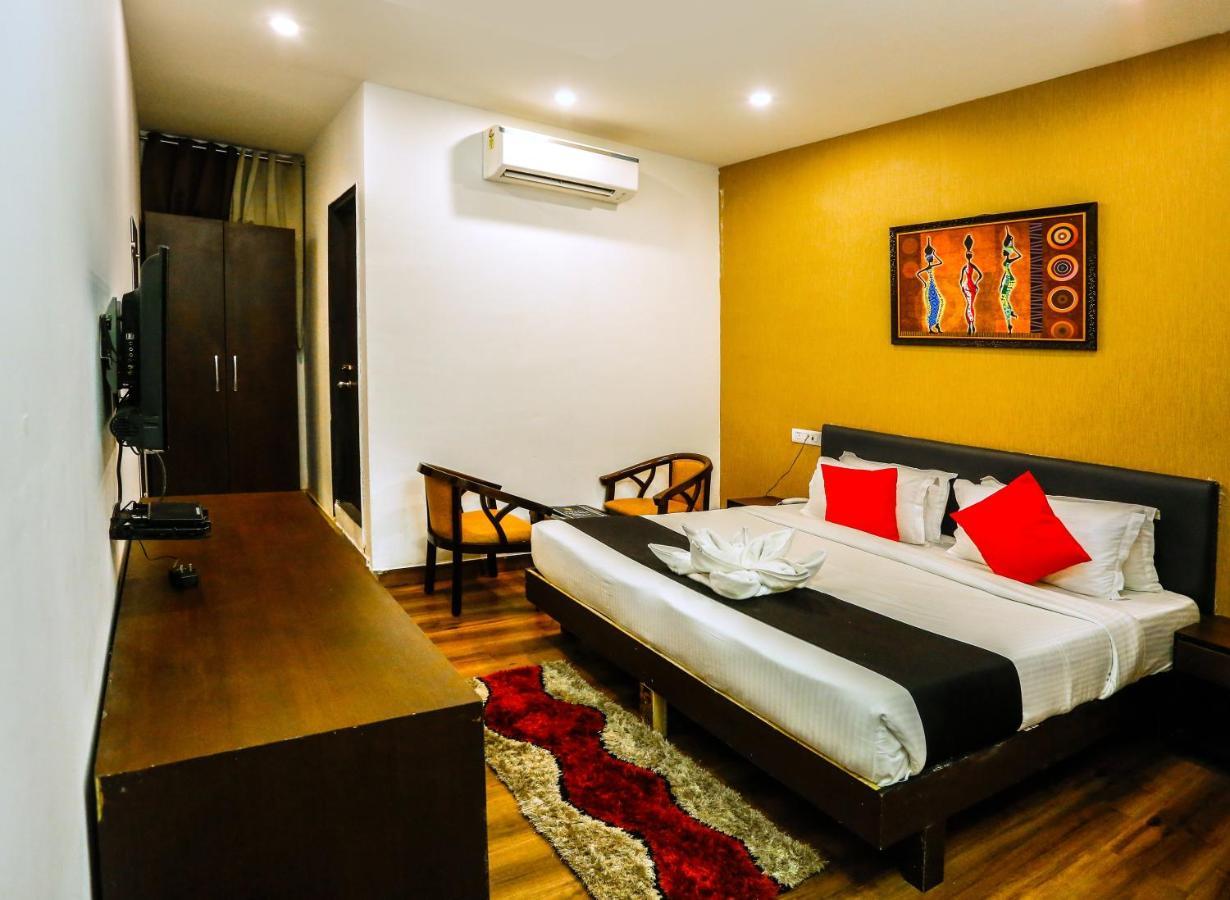 Airport Hotel Tashree New Delhi Eksteriør bilde
