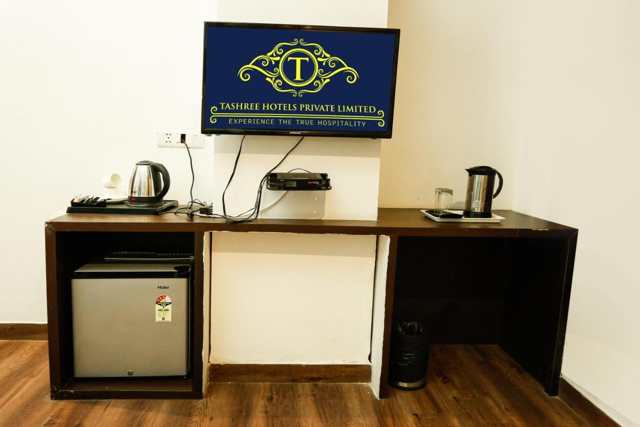 Airport Hotel Tashree New Delhi Eksteriør bilde